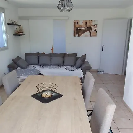 Les Baigneurs Tres Calme 2 58 M2 Parking Prive Et Balcon *