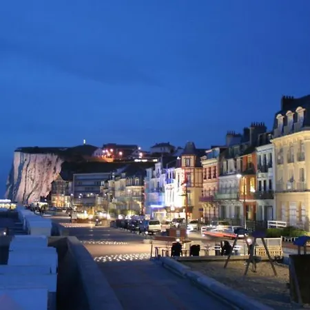 Les Baigneurs Tres Calme 2 58 M2 Parking Prive Et Balcon *